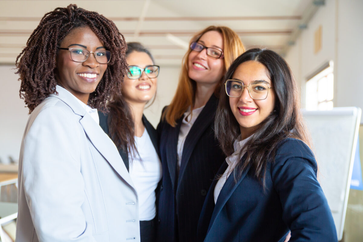 1º DE MAIO: CELEBRANDO QUEM MOVE O MUNDO E AS EMPRESAS